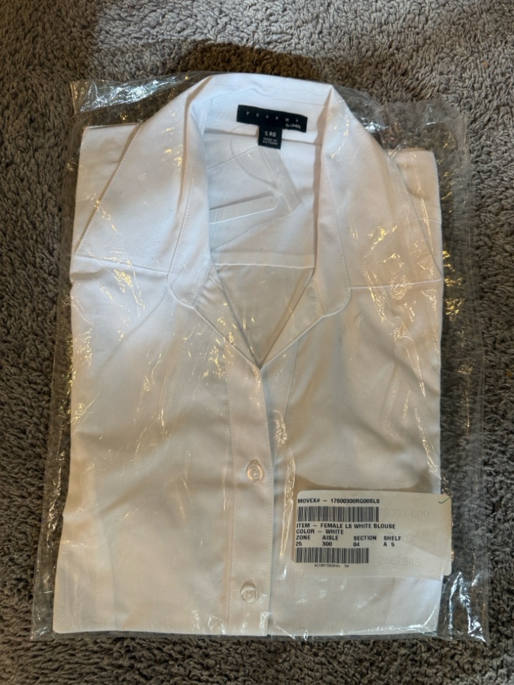 Women's White Button-Front long sleeve Blouse - airline work blouse, small reg